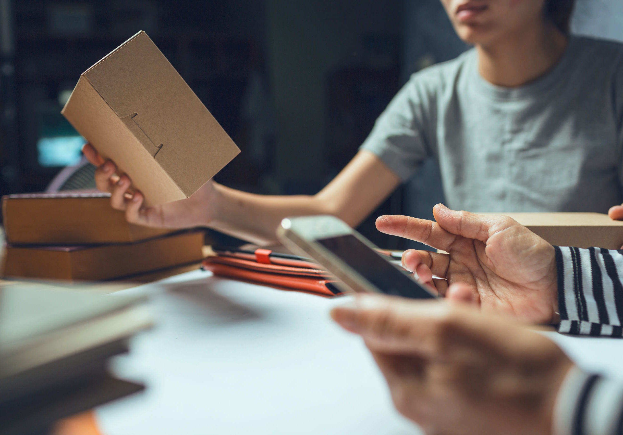 Business,Woman,With,Colleague,Hardworking,Of,Work,At,Home,Office